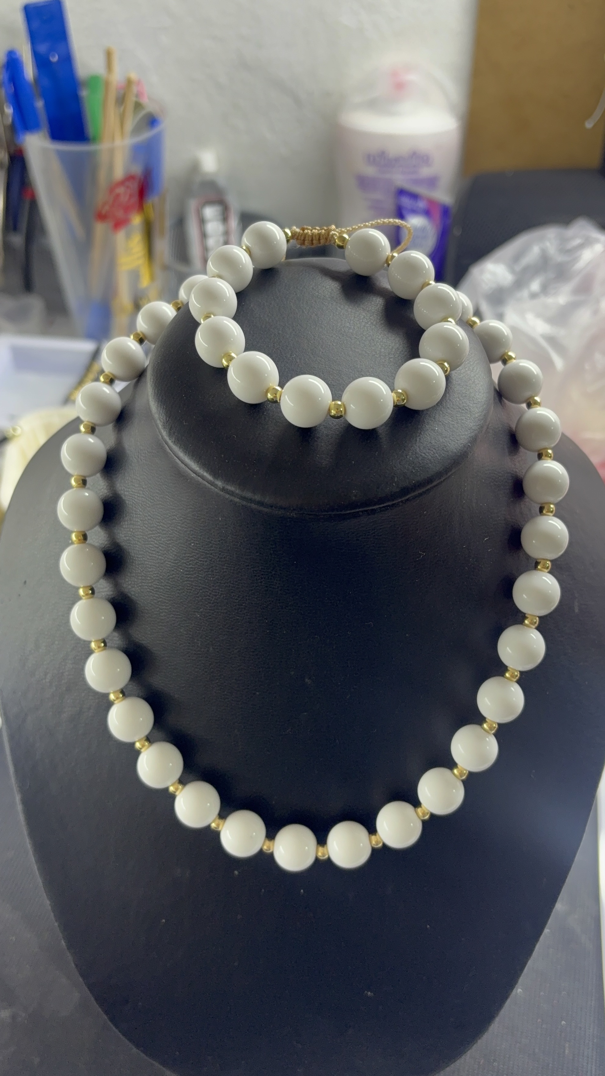 Collar acrílico 4